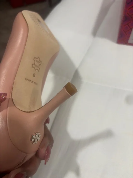 Tory Burch Blush Pink Pointed Pumps with Silver Cap Toe - Picture 6 of 10